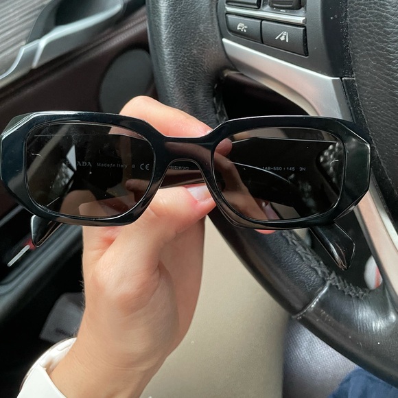 Prada Sunglasses - Picture 5 of 8